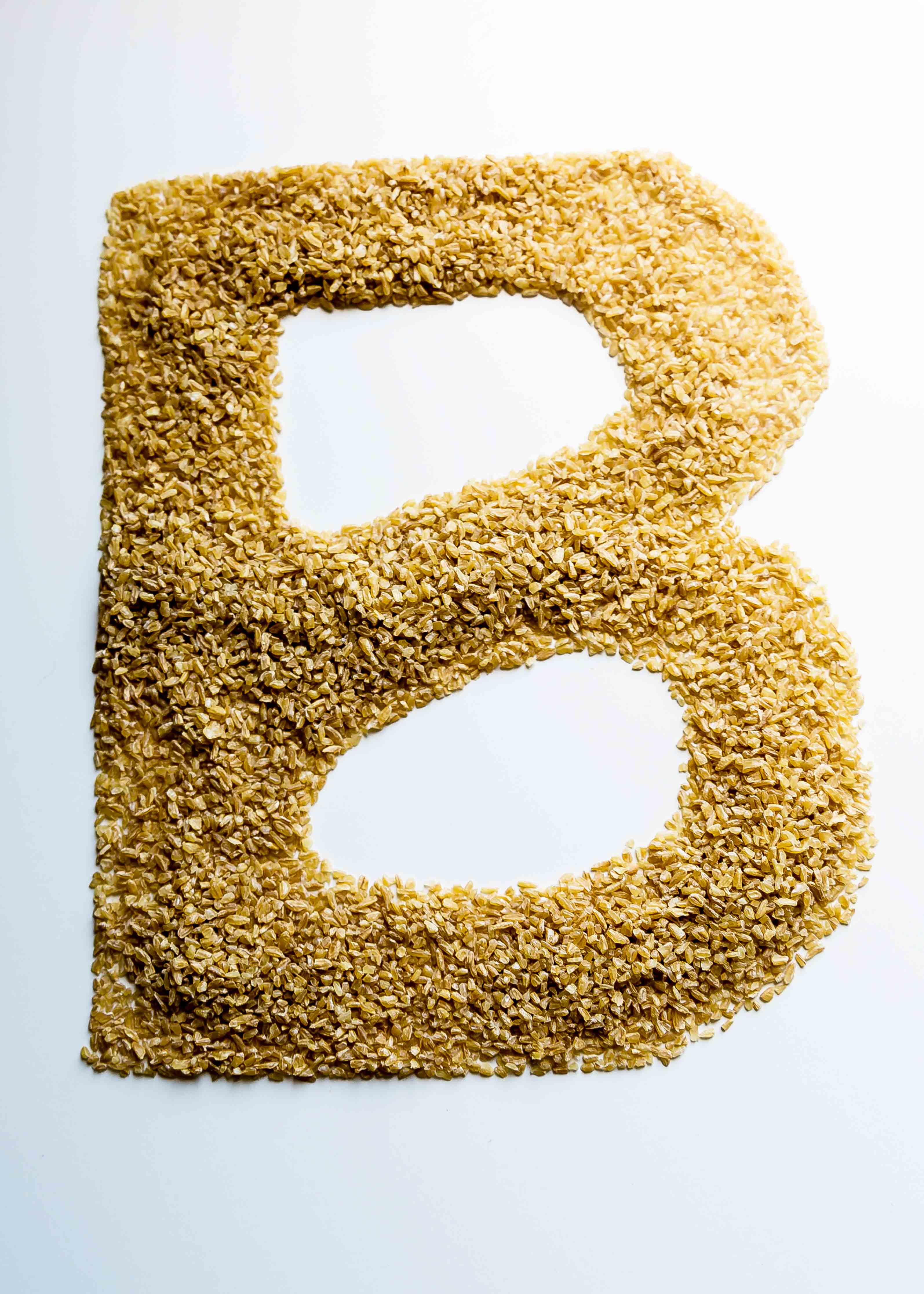 Weeknight whole grains need to be quick cooking and versatile. Bring on the bulgur! What is bulgur? Knowing how to cook bulgur is the best way to make fast food from your pantry and wait til you see all the ideas to make it meatless!